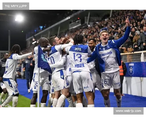 法甲中游球队普遍采用高位逼抢，削弱传统豪门优势