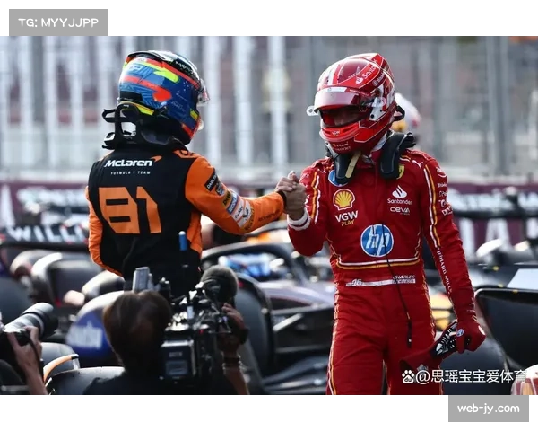 迈阿密F1围场：汉密尔顿与塞恩斯在车手会议上就赛道限制激烈讨论